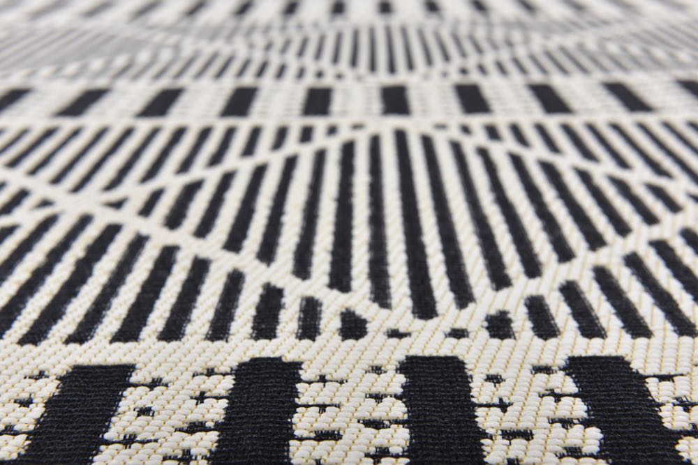 Tom Tailor/Theo Keller: Funky outdoor rugs, geometric and oriental