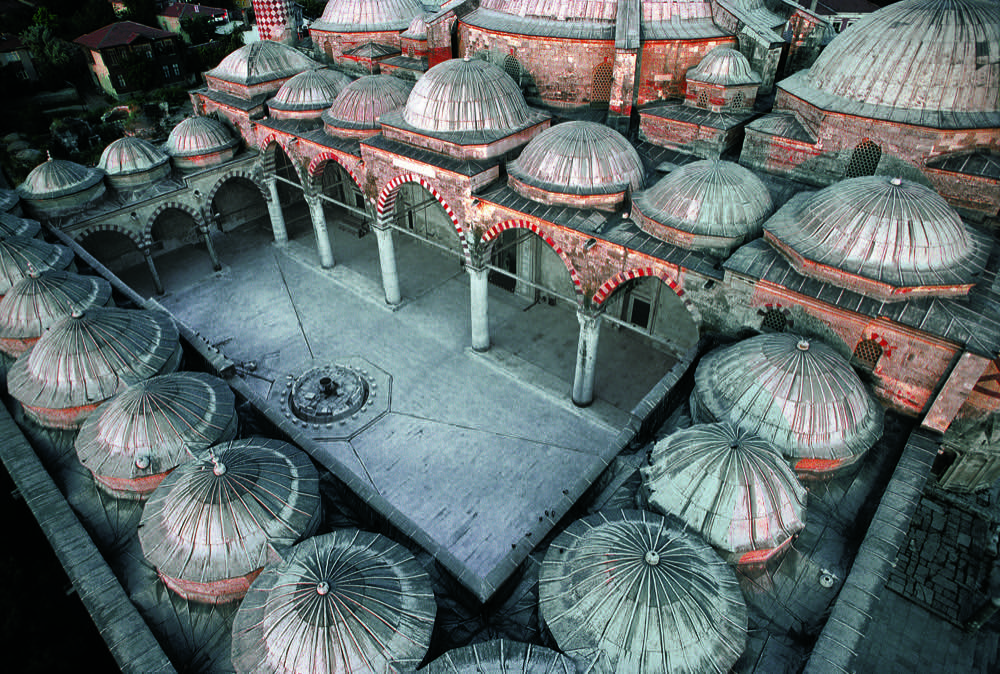  Luca Mozzati: Islamic Art