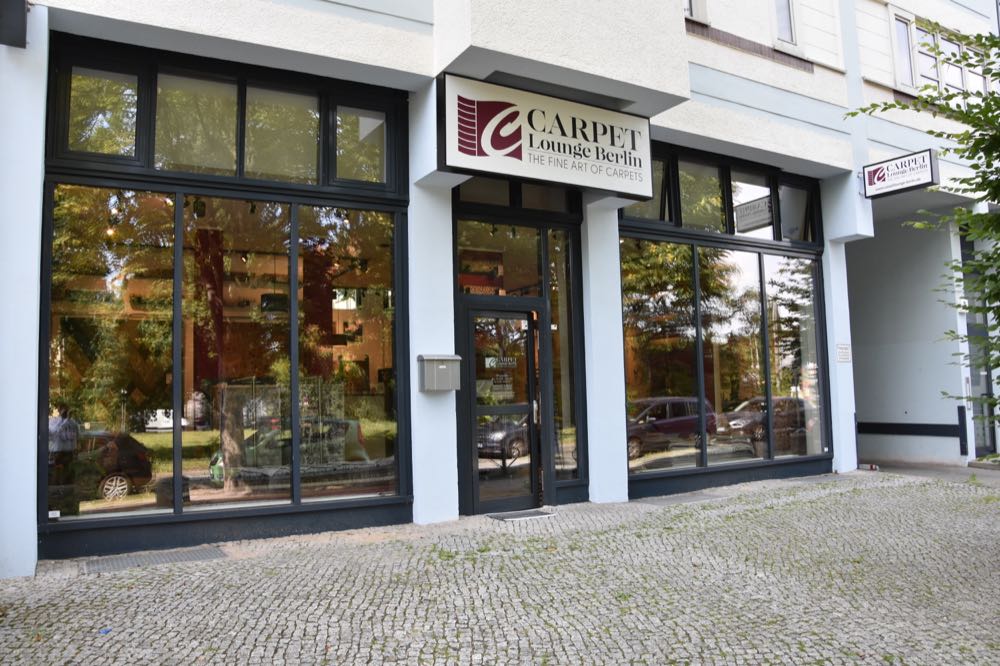 Carpet Lounge, Berlin: Online and offline skilfully connected
