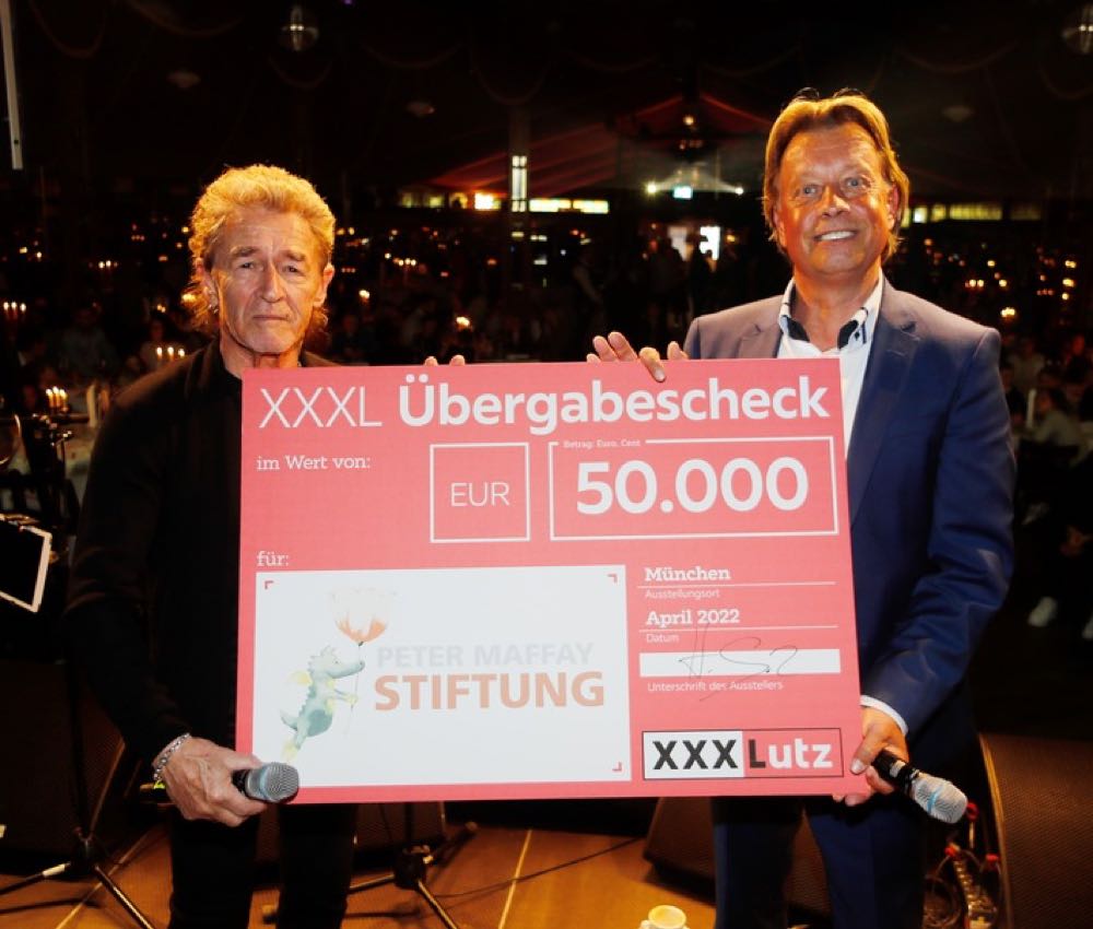 XXXLutz spendet Maffay-Stiftung 50.000 Euro
