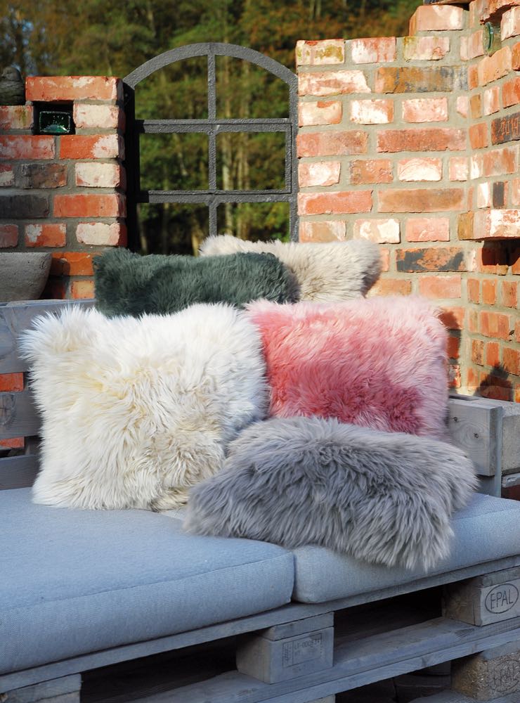 W. Heino: Skins for cosy living