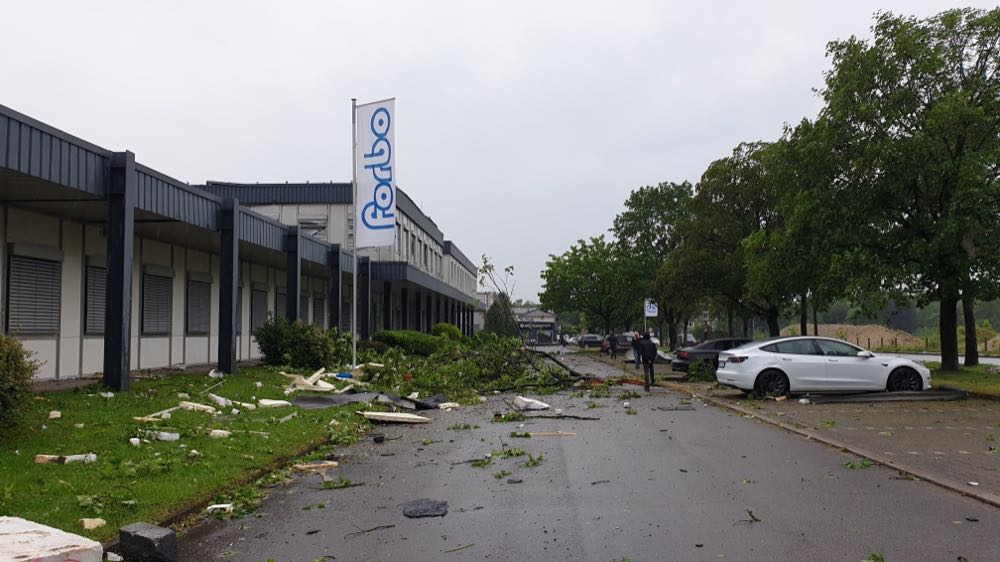  Forbo Flooring: Tornado beschädigt Standort Paderborn