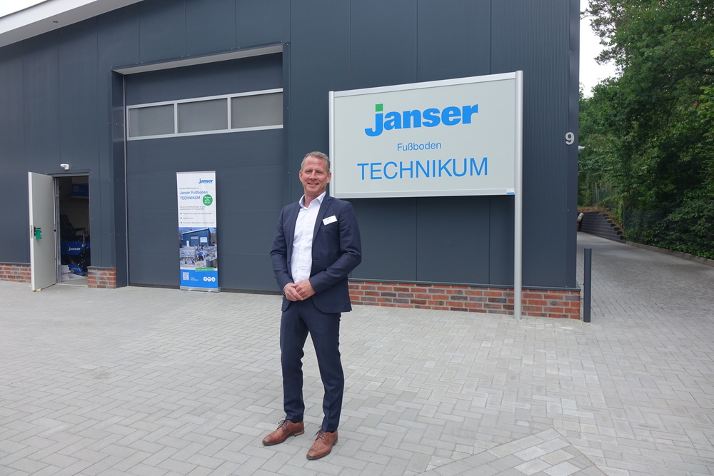 Janser eröffnet Technikum im Norden