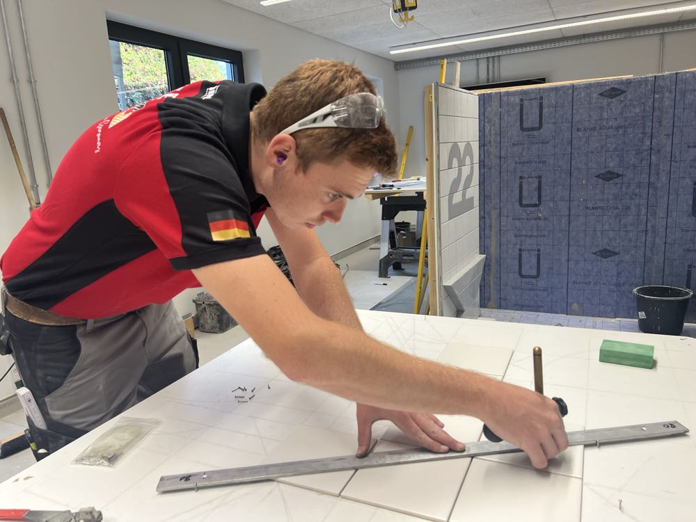  Worldskills 2022: Fliesenleger Yannic Schlachter greift nach Gold