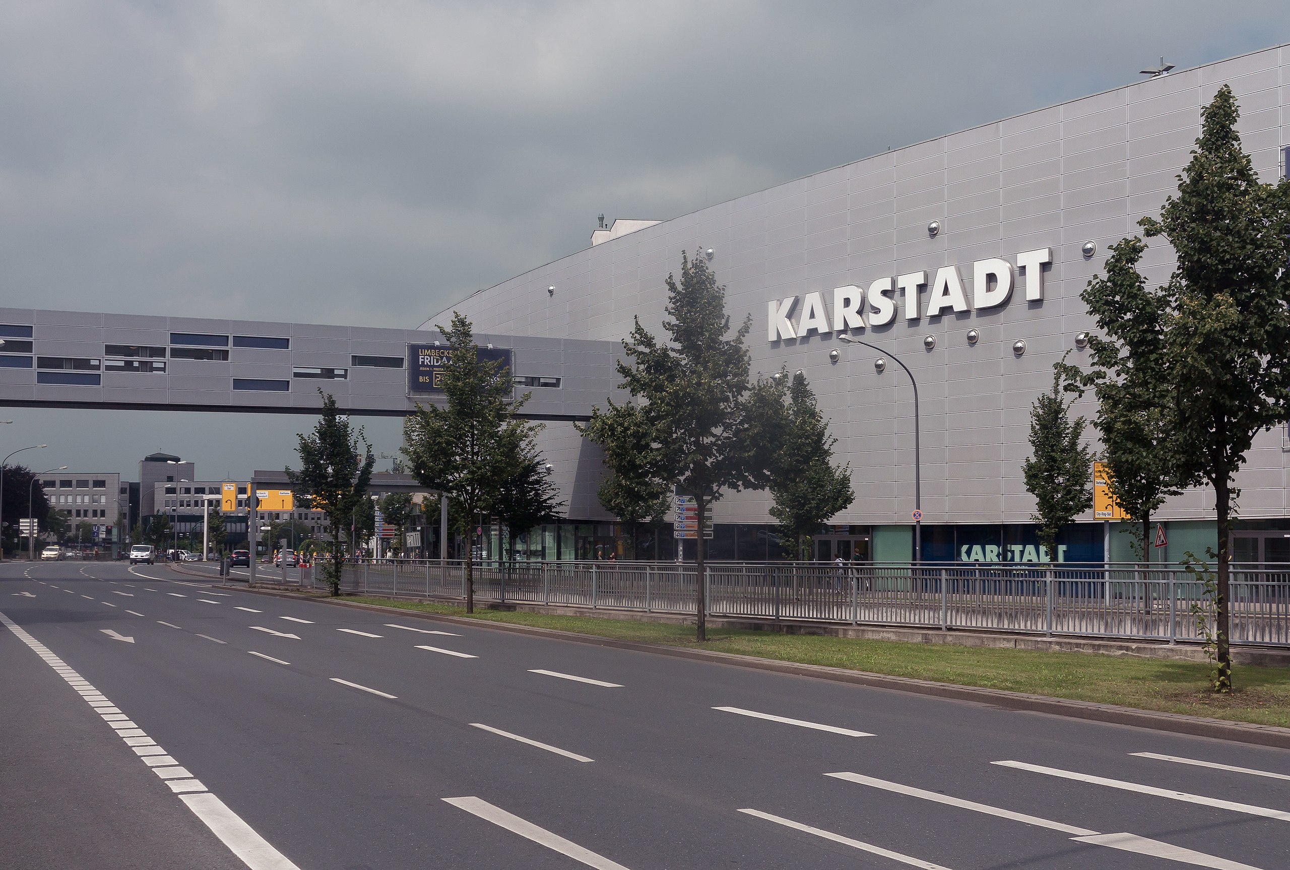 Karstadt Kaufhof: Ein Drittel der Warenhäuser vor dem Aus