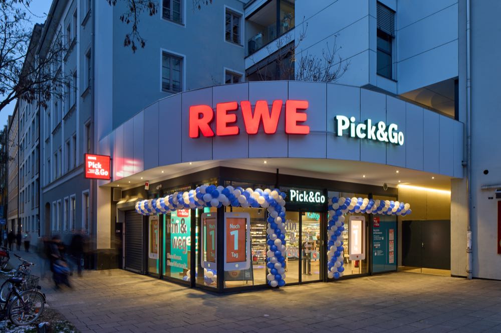 Erster autonomer Rewe Pick&Go Markt in München eröffnet