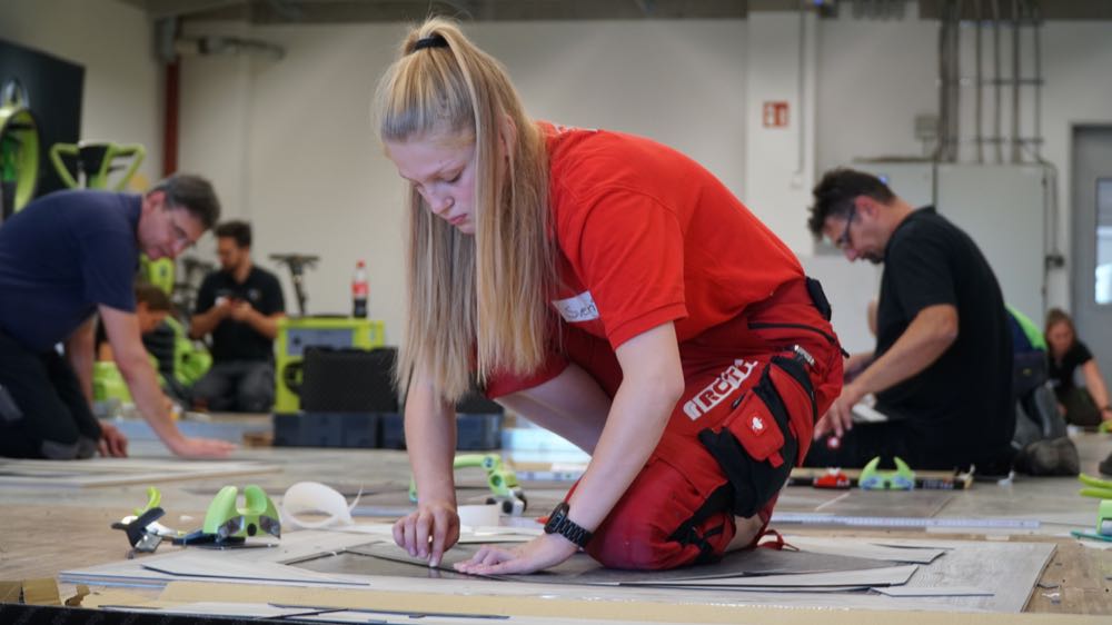  Messer-Meister: FussbodenTechnik verlost eine Teilnahme am Workshop