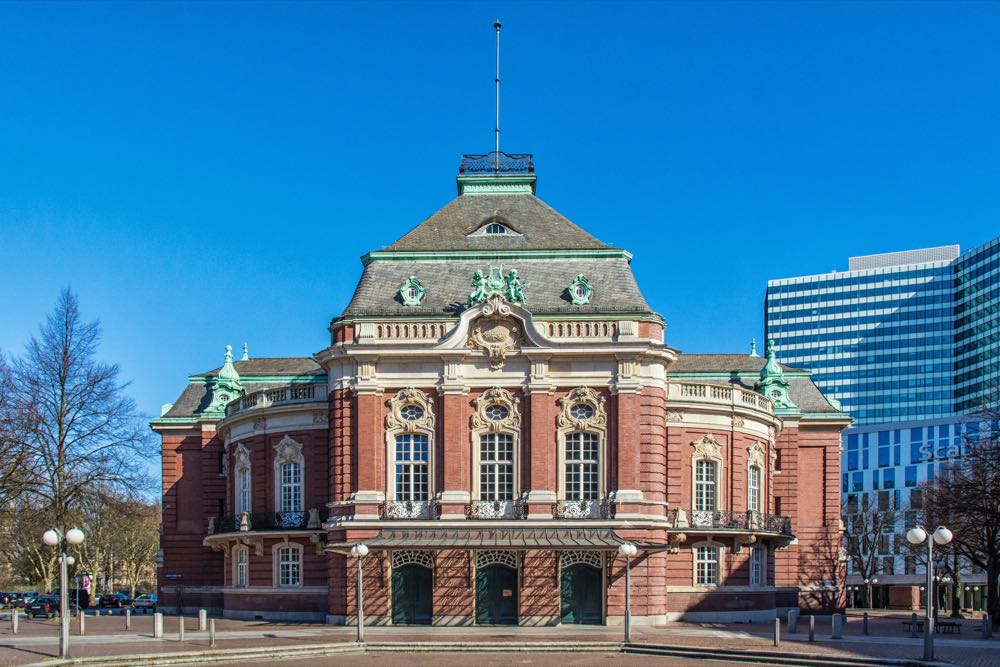  Carl Prinz: Moderne Technik im ehrwürdigen Konzerthaus Laeiszhalle