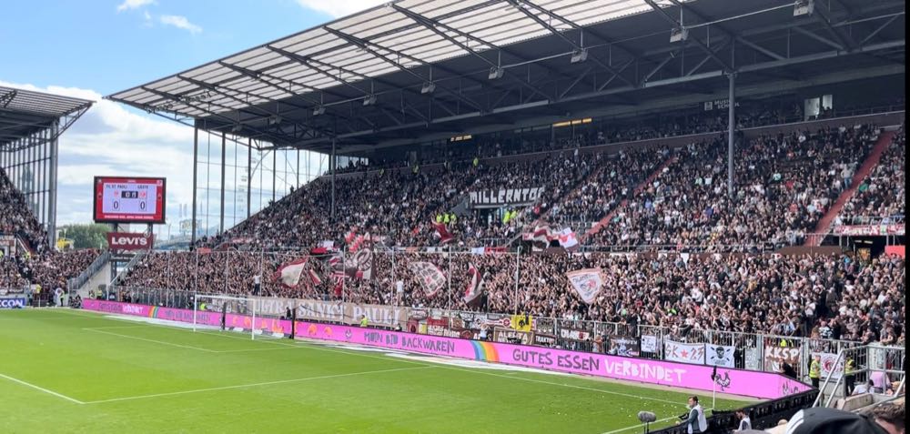 Moin neuer „Kapitän“ des FC St. Pauli