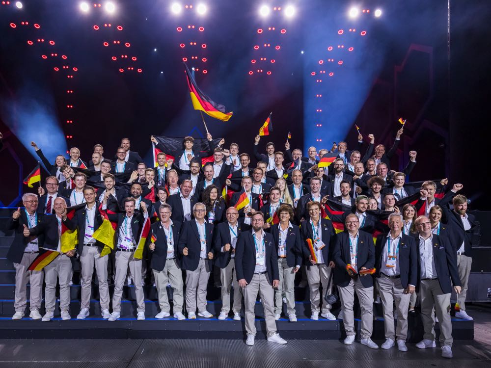  Euroskills 2023 eröffnet: Zwei Bodenprofis gehen an den Start