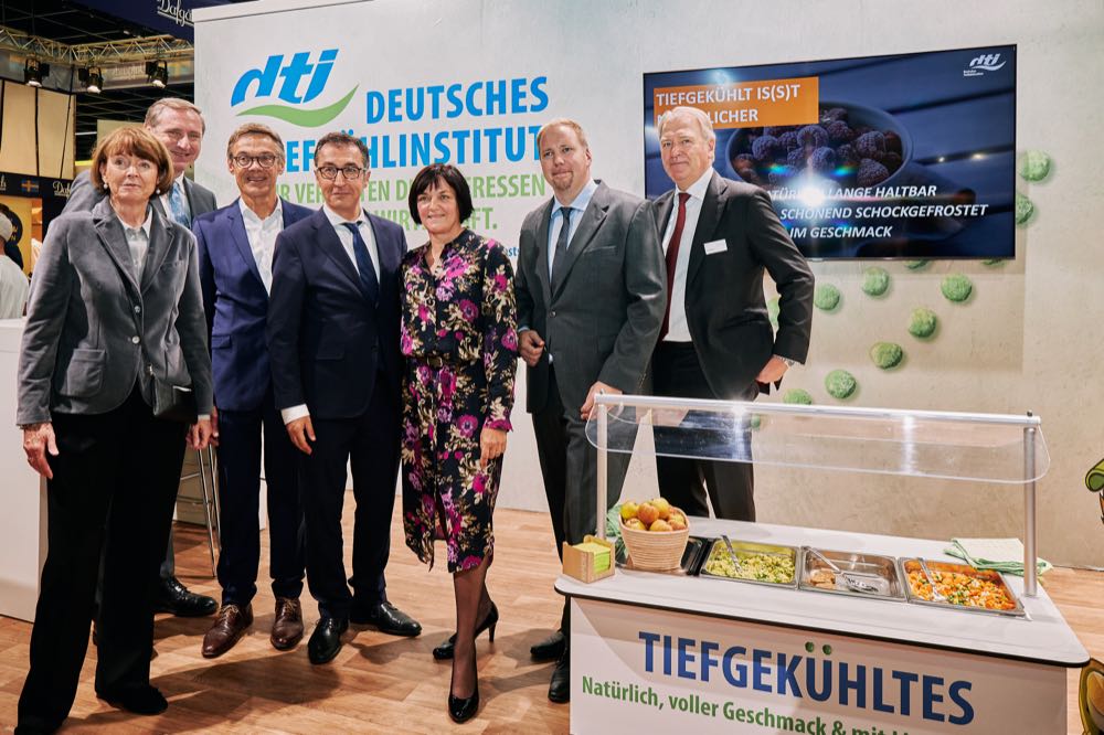 Anuga: Bundesminister Cem Özdemir besucht dti-Messestand