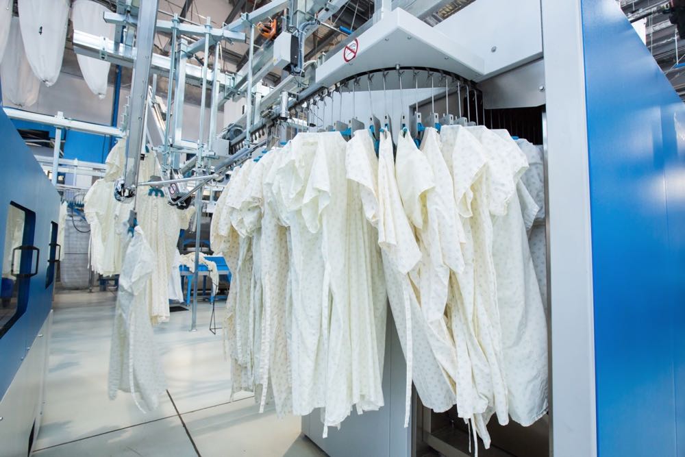 Bildungsverordnung für Schweizer Textilpfleger überarbeitet