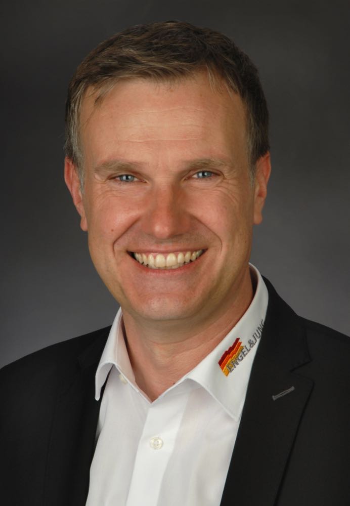 Roland Zaschel Engel & Jung: Zaschel alleiniger Geschäftsführer