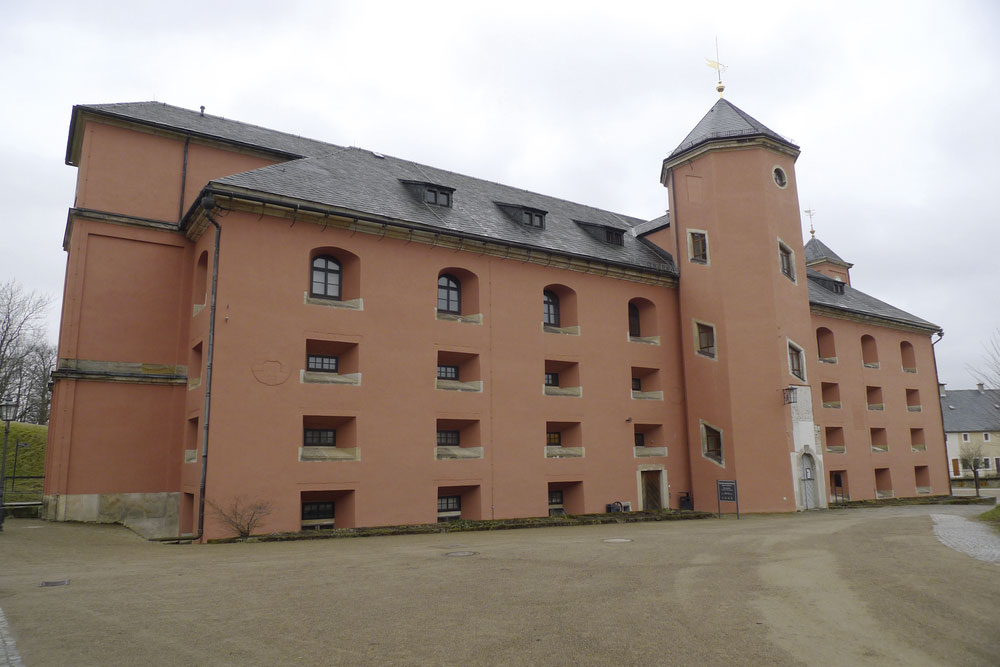 Restauratoren-Handwerk: Parkett Kleditzsch auf Festung Königstein