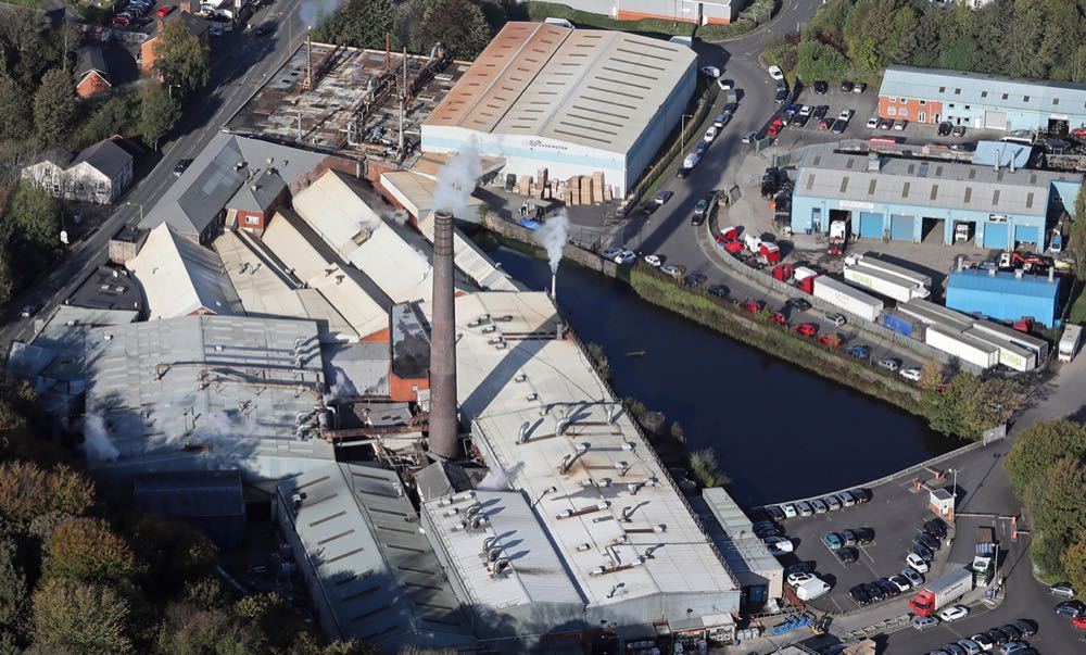 Der Hauptsitz der RTS Textiles Group liegt in Adlington, Großbritannien. Carrington wird enger in Mutterfirma eingebunden