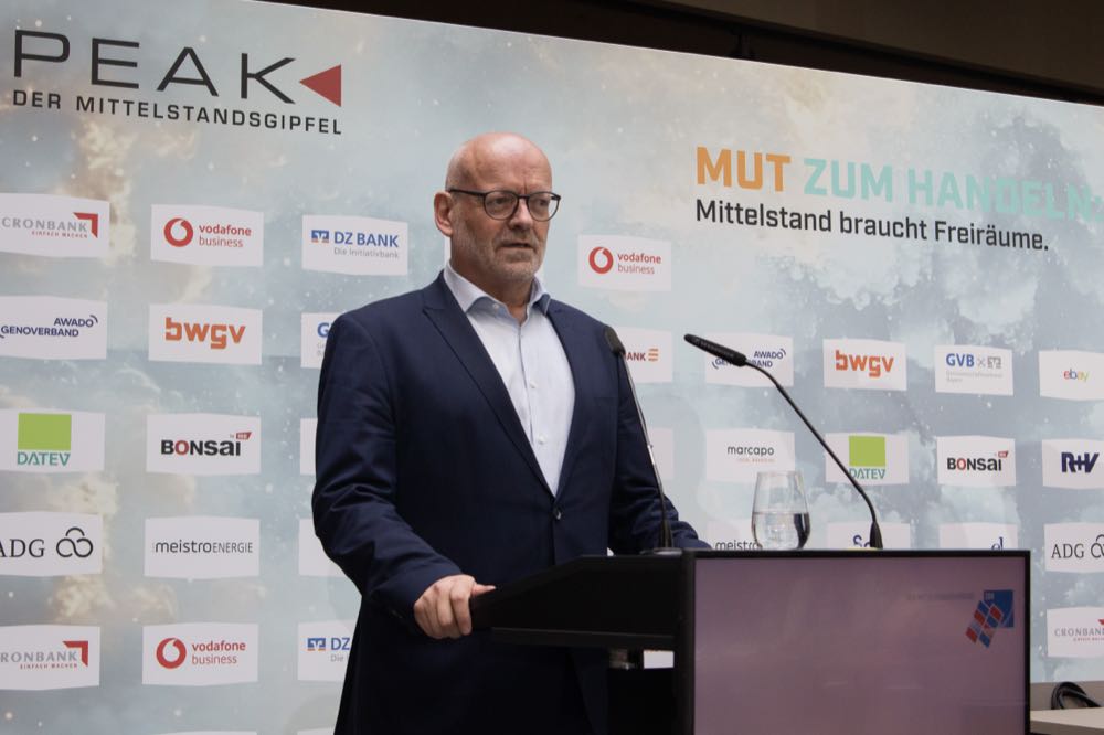 Günter Altaus Der Mittelstandsverbund – ZGV: Günter Altaus zum Präsidenten gewählt