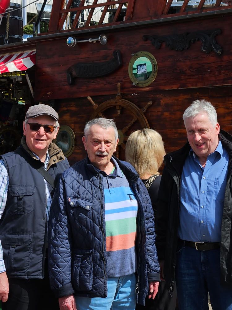 Hamburger Fischmarkt auf Tour: Saison 2025 startete in Aschaffenburg
