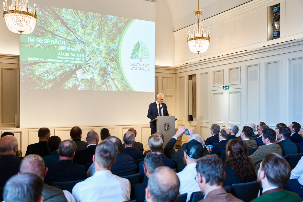Deutscher Waldpreis 2025: Vorbilder aus Forstpraxis und Eigentum geehrt