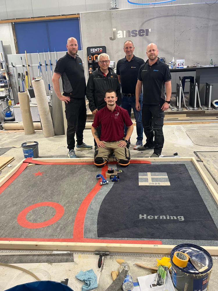  Jan Dirkschnieder trainiert im Janser Technikum für Euroskills 2025