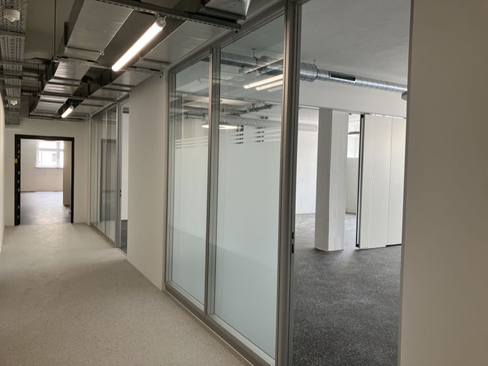  Sika Deutschland: Labor- und Bürogebäude in Trostberg spart CO<t>2</t> ein