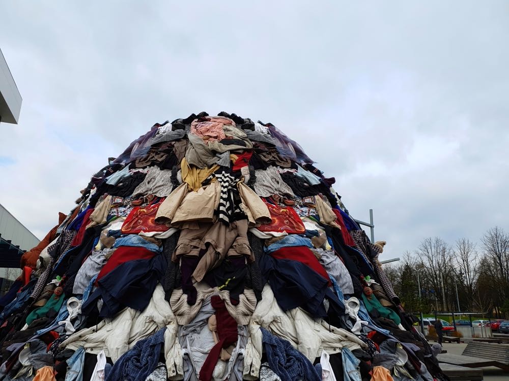 Praktische Einblicke ins Textil-Recycling erhalten