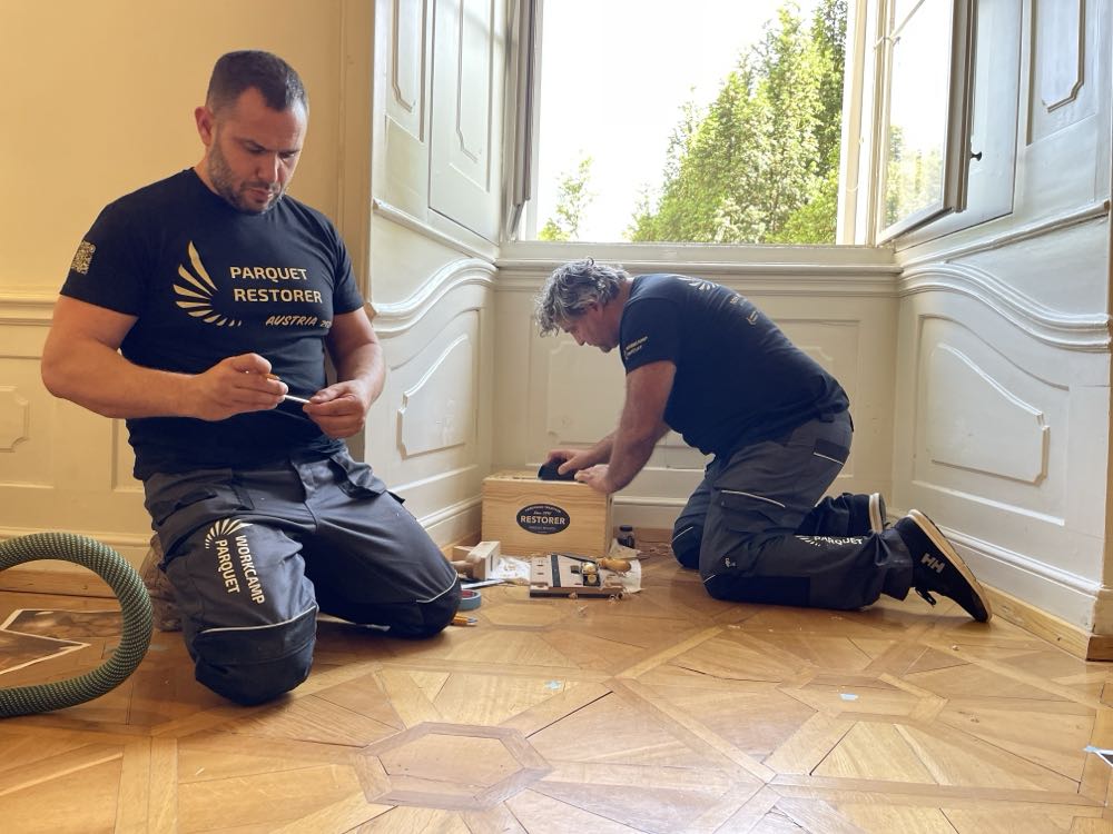  Workcamp Parquet 2025: Eintauchen in alte Techniken der Parkettsanierung
