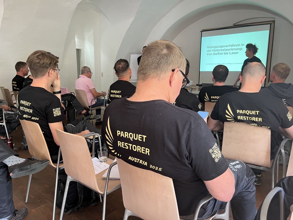  Workcamp Parquet 2025: Eintauchen in alte Techniken der Parkettsanierung