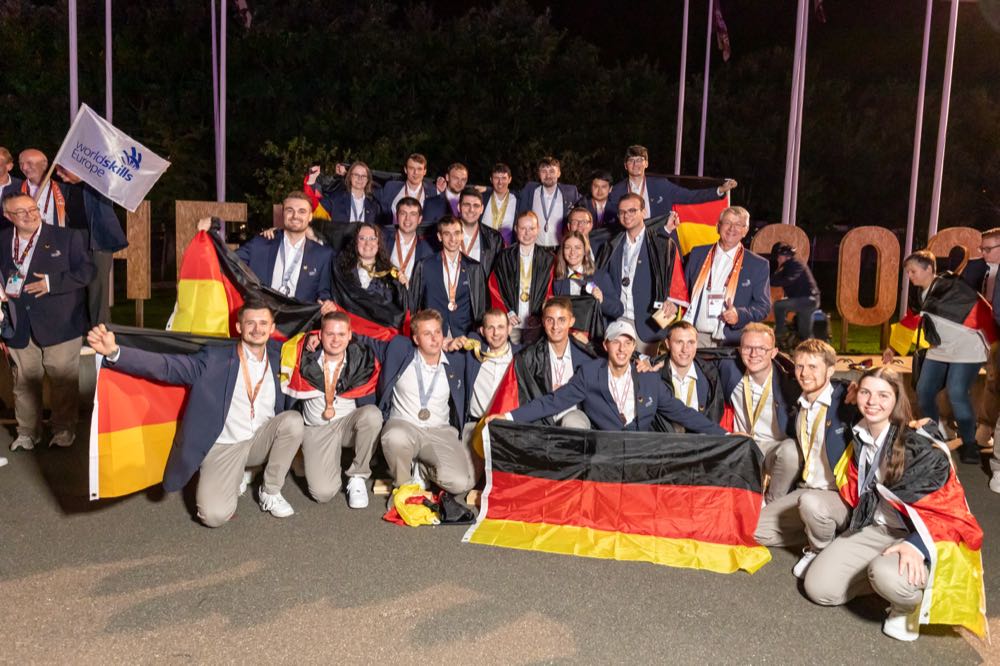  Euroskills 2025: Exzellenzmedaillen für deutsche Bodenhandwerker