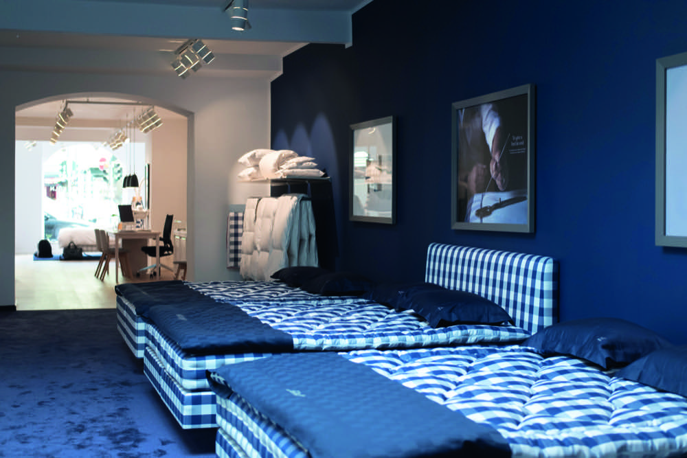 Chez Douverne übernimmt Hästens Store Köln