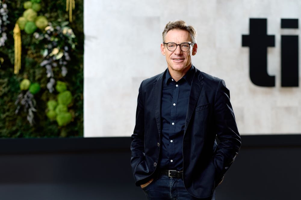 Tilo verstärkt sich mit Dirmayer international
