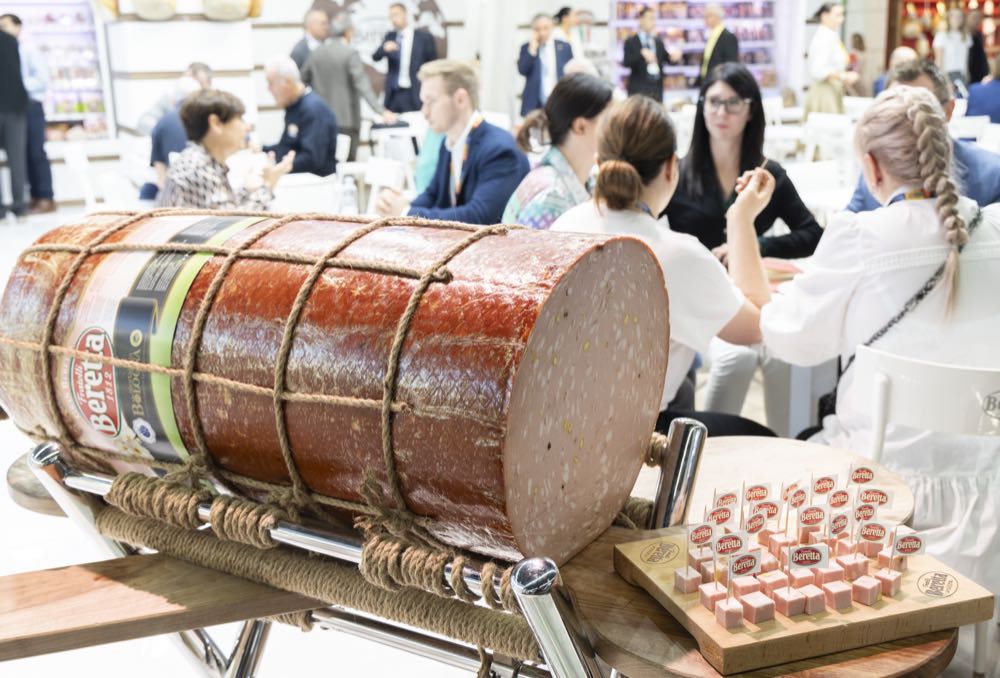 Mit mehr als 860 Ausstellern aus aller Welt startet die Anuga Meat vom 4. bis 8. Oktober 2025 in Köln. Anuga Meat 2025: Über 860 Aussteller zeigen die Vielfalt des globalen Fleischmarkts