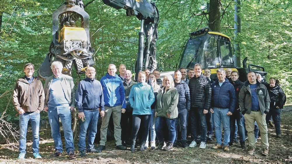 Eurobaustoff Praxistag macht Wertschöpfungskette Wald-Holz-Bauen erlebbar