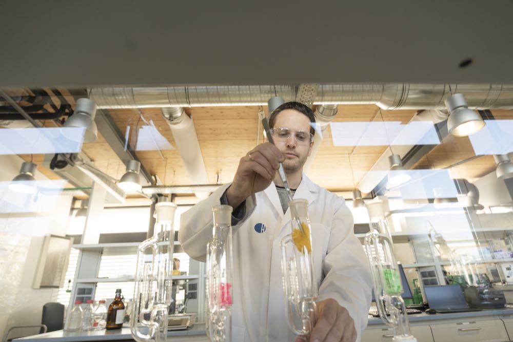 Hohenstein: Partnerschaft stärkt Management von Chemikalien