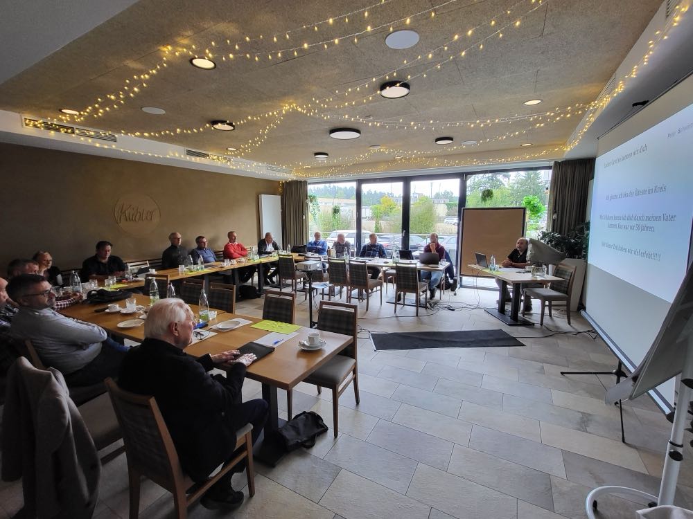  BEB-Arbeitskreis Sachverständige: Gert F. Hausmann feierlich verabschiedet