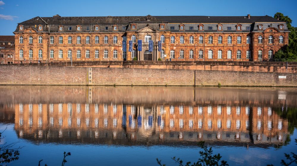 Behauptet sich in herausforderndem Marktumfeld
