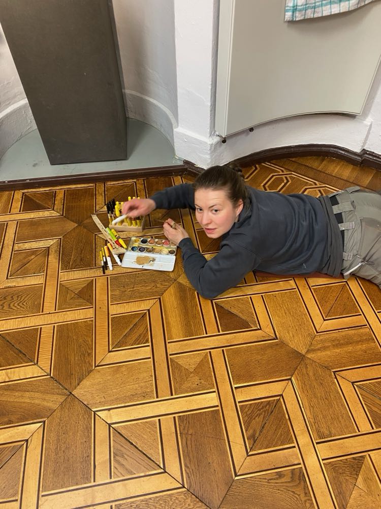 Parkett-Restauratoren: Wie profitieren die jungen Master-Absolventen?