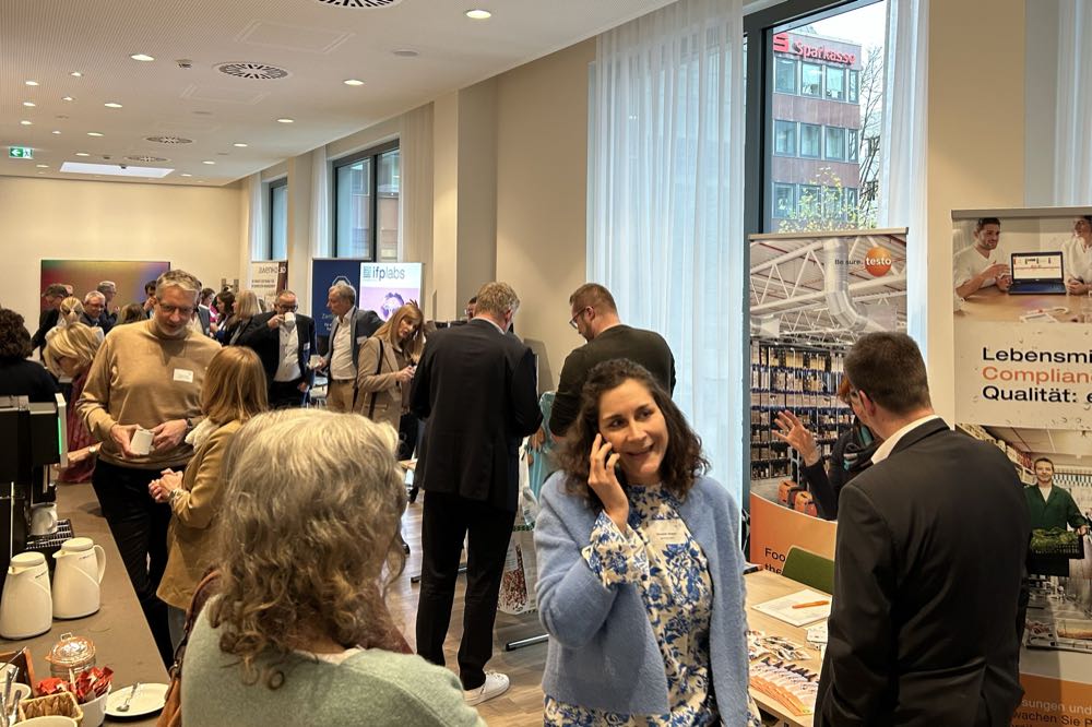 Gut 60 QM-Expert:innen beim Qualitätsforum in Dortmund