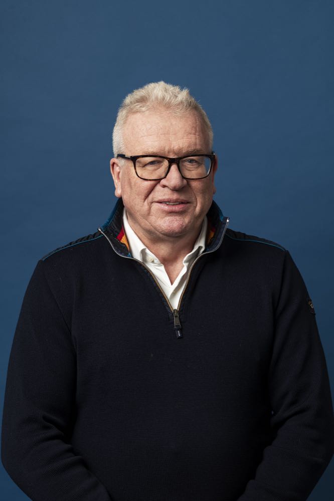 The Kingfish Company: Buiks tritt zurück, Erenst bleibt