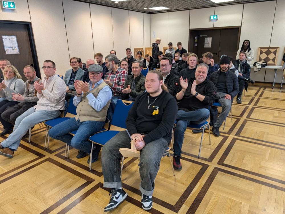  Hans-Schwier-Berufskolleg Gelsenkirchen: Tolle Vorbilder im Bodenhandwerk