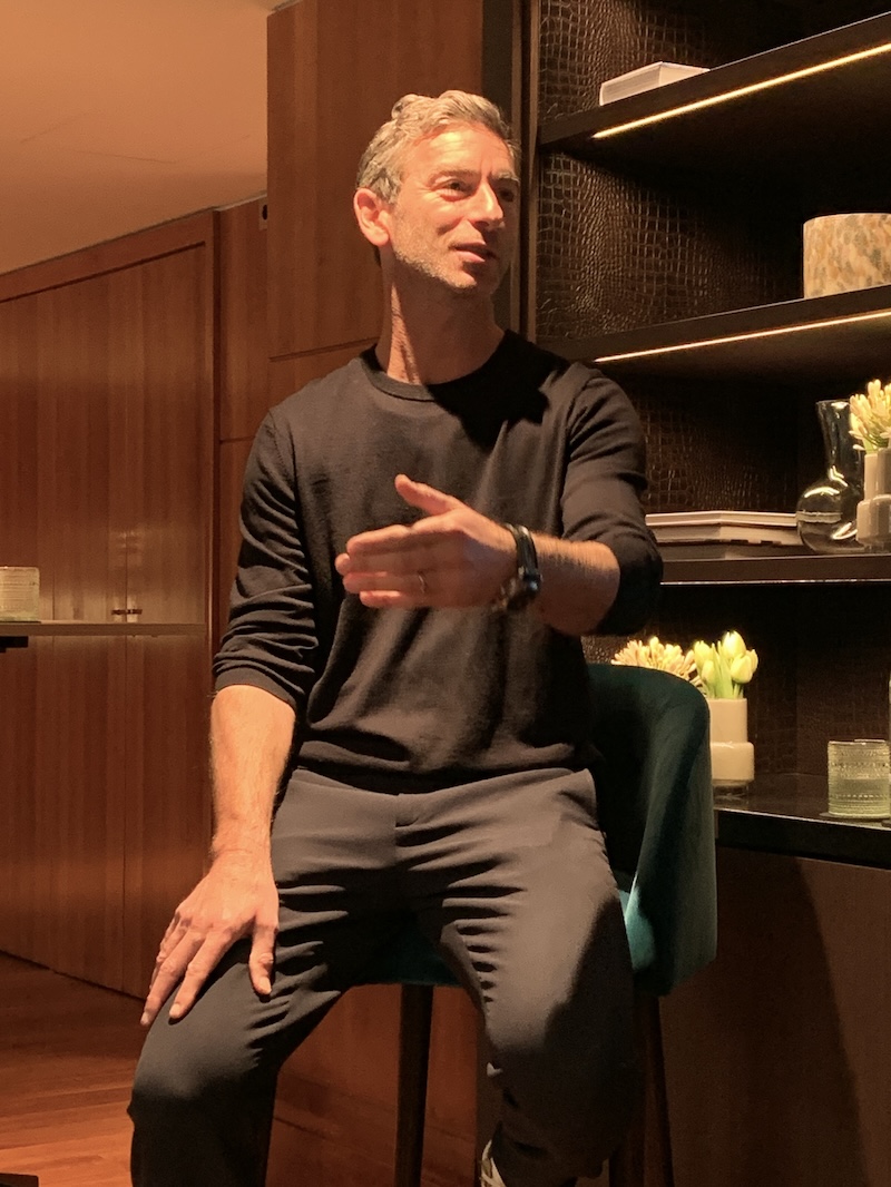 Manufaktur-Arbeit, KI-Nutzung und Design-Neuheit