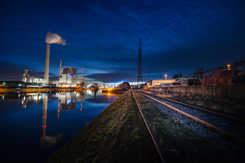 Wettbewerbsfähigkeit der deutschen Industrie setzt Abwärtstrend fort