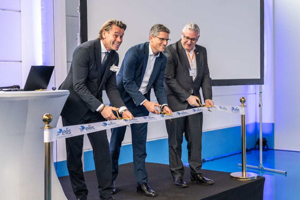 Elis eröffnet neue Reinraum-Wäscherei