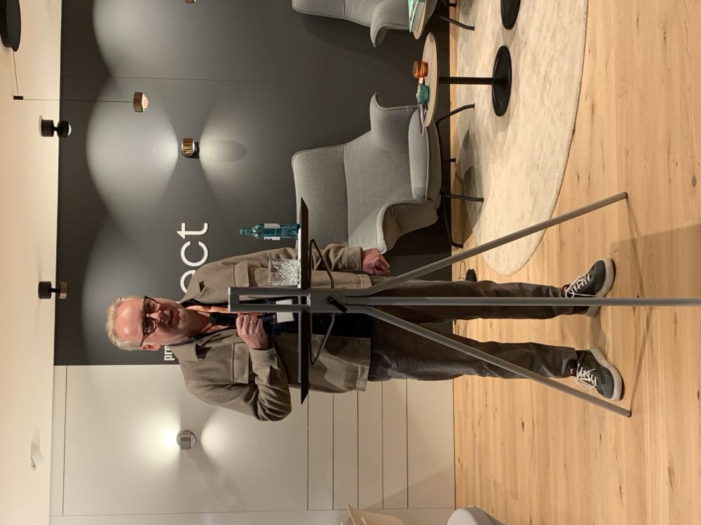 Mit neuer Eigenmarke am Start