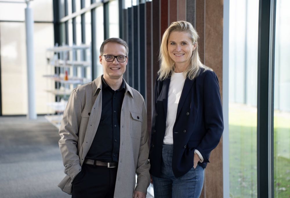 Teppich-Hersteller verstärkt globale Ausrichtung mit zwei prominenten Persönlichkeiten