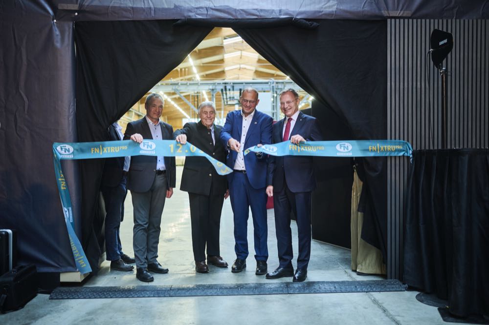  FN Neuhofer investiert 10 Mio. EUR in neues Geschäftsfeld Kernsockelleisten