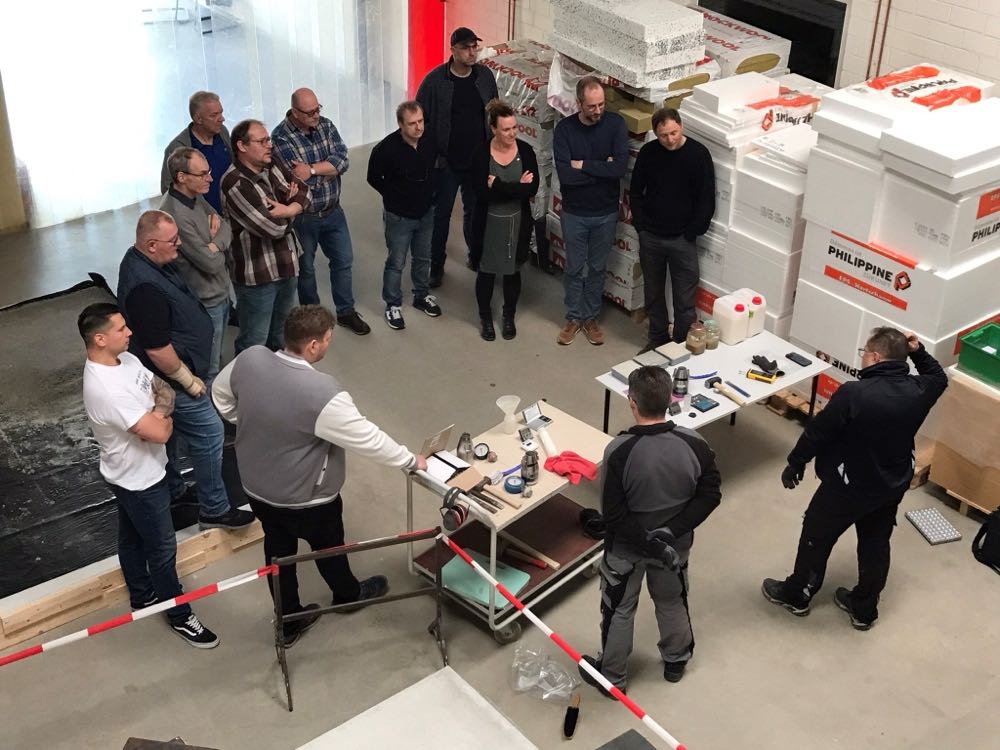  Bundesfachschule Estrich und Belag: Erfolgreicher Estrichleger-Lehrertag in Troisdorf