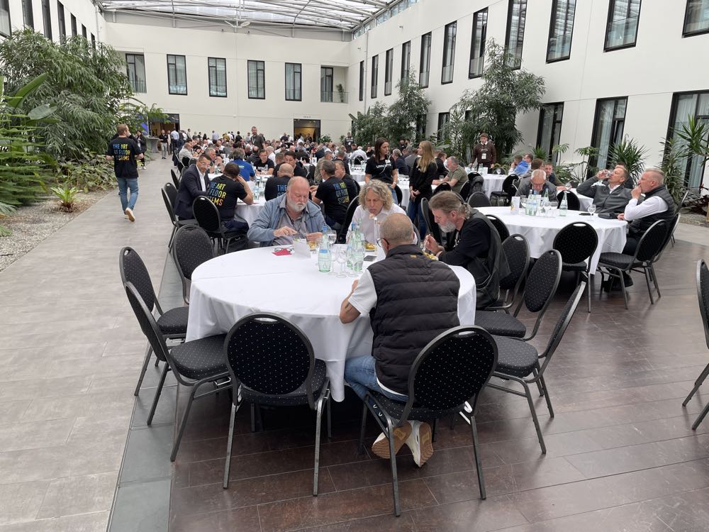  Uzin Utz Campus: 210 Besucher bei Berliner Premiere