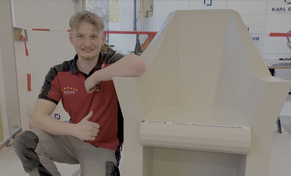  Fliesenleger Niko Schleicher fährt zur Berufe-WM 2026