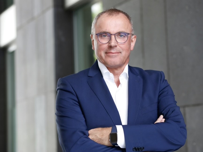 Dieffenbacher: Lothar Fischer scheidet aus, Stefan Zipf übernimmt