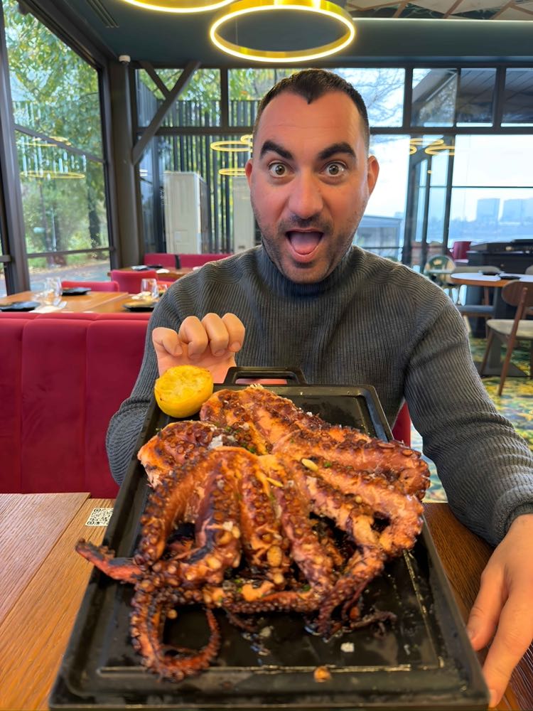 Österreich: Erster "Oktopus-Döner" in Wien eröffnet